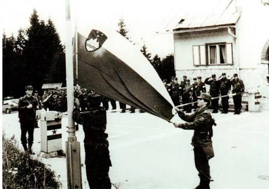 Borec z Jezerskega 1991: "Matjaža Rakovca nisem videl, ne srečal!"